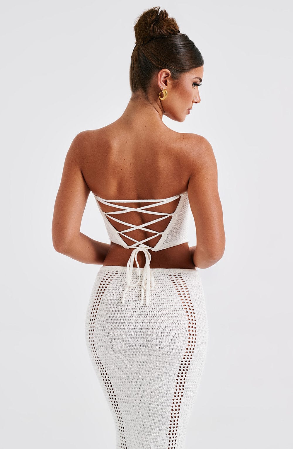 Carly Korse – Beyaz